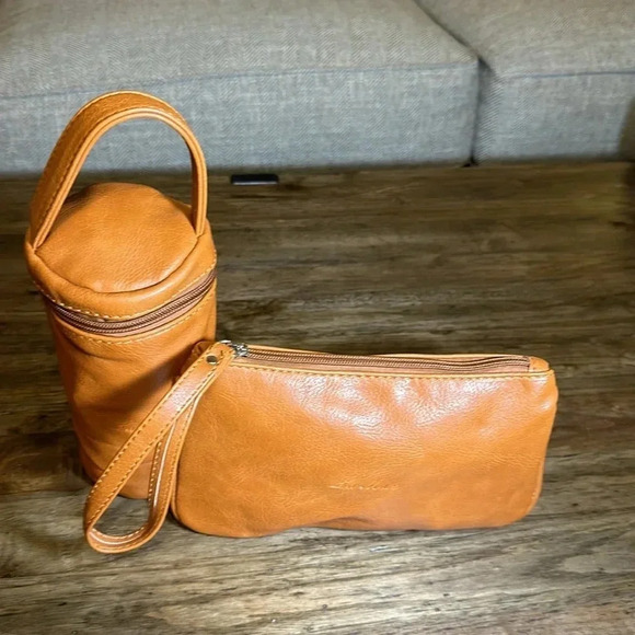 La Mare Collection Accessories 2 Pc Bundle Baby Bottle Holder/Zipper Bag - Picture 3 of 12